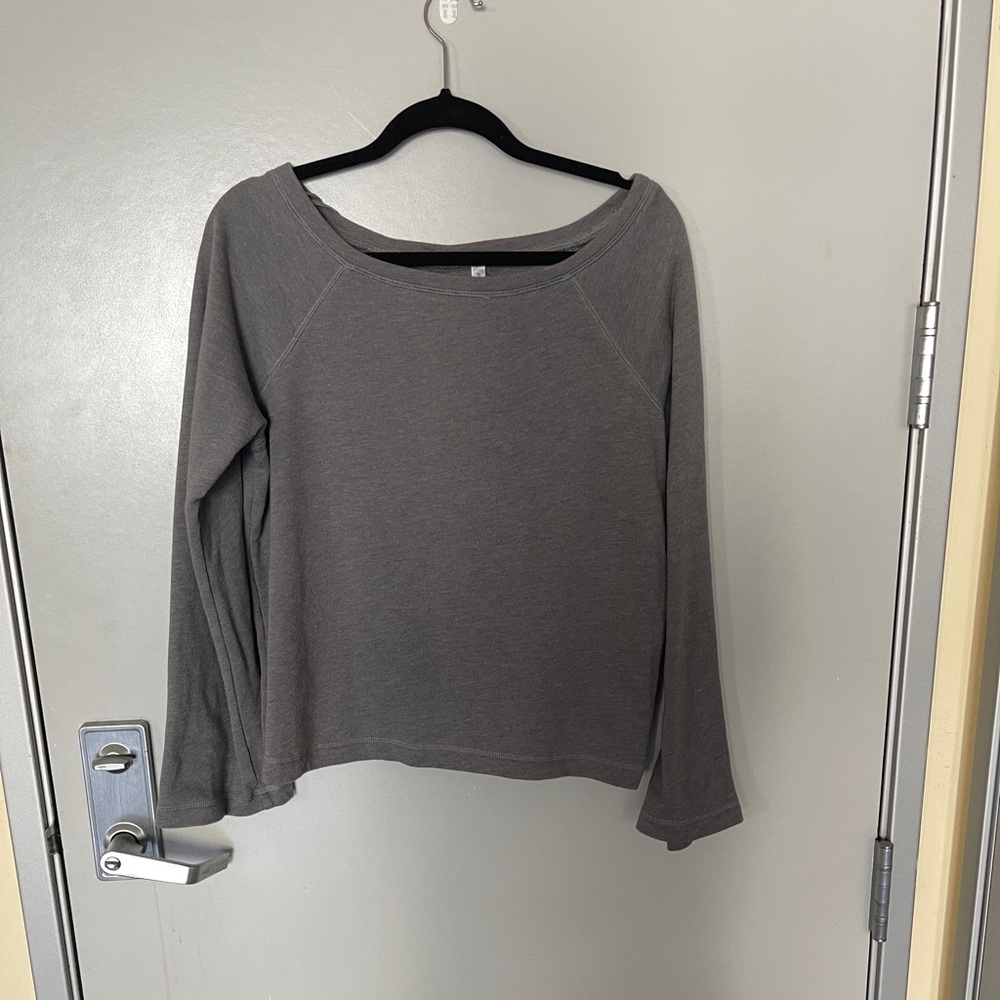 Fabletics- Maddie Ziegler Grey off the shoulder pullover size M